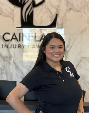 Julisa Santillan – Receptionist